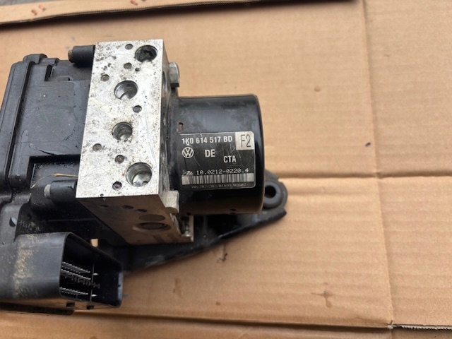 Блоки ABS 1K0614517BD VAG