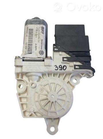 Моторчик склопідйомника двері задніх, правих 1K0959704B VAG