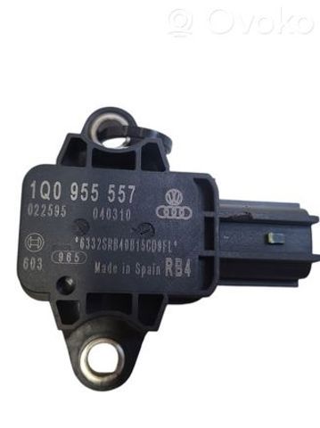 Датчик Ейрбег передній 1Q0955557 VAG