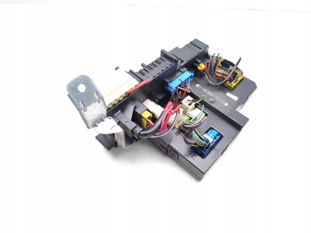 Блок керування сигналами SAM 2045458801 MERCEDES