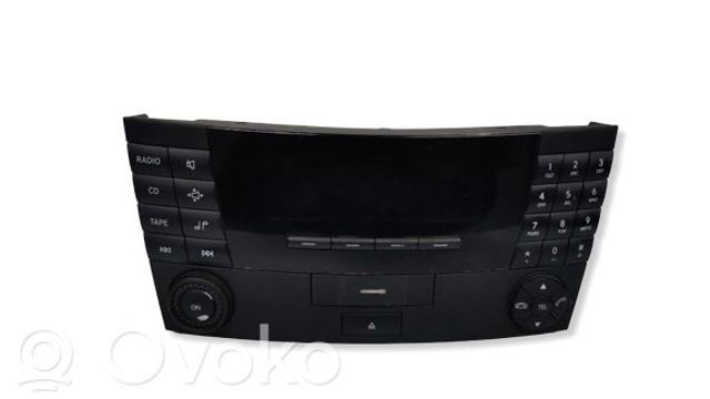 Магнітола 2118200779 MERCEDES