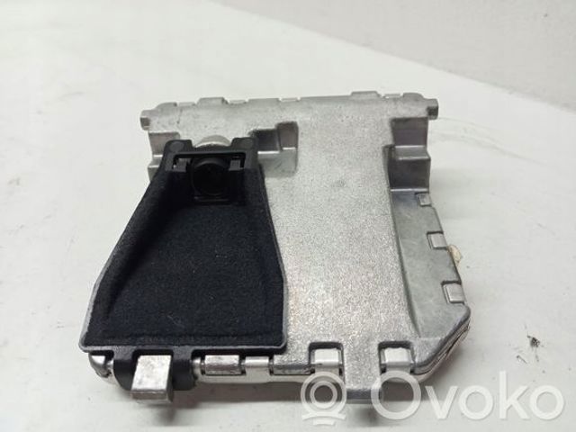 Вітрове скло 2126704101 MERCEDES
