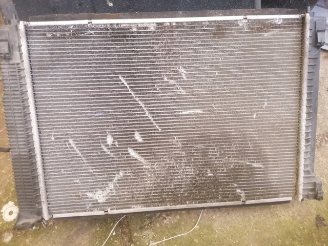Радіатор охолодження 214604GD0A NISSAN