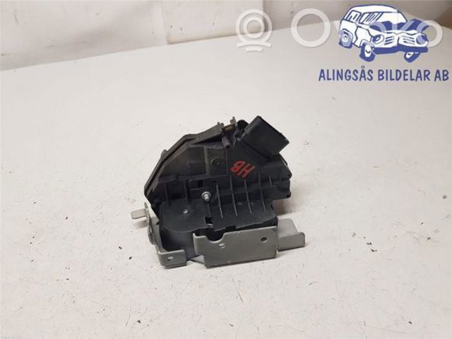 Замки і ручки дверей задка (двоє дверей) 2424777 FORD