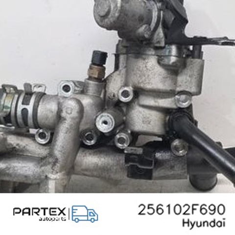 Кожух термостата 256102F690 HYUNDAI