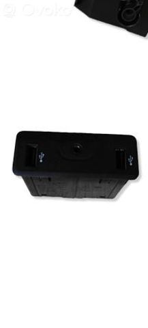 USB-розгалужувач 280236599R RENAULT