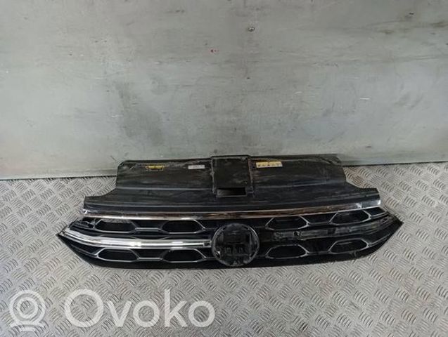 Решітка 2GA853651 VAG