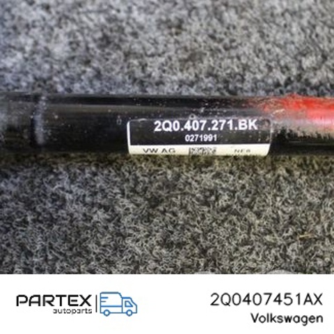 Піввісь передня ліва 2Q0407451AX VAG