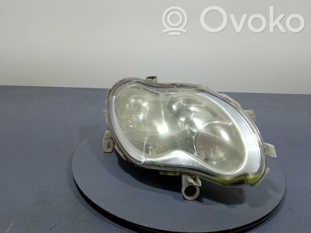 Фара правая 301169202 MERCEDES