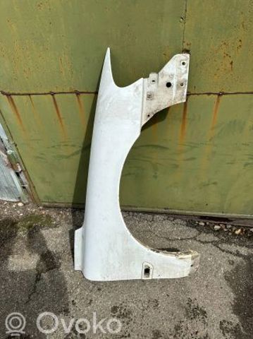 Переднє праве крило 30796493 VOLVO