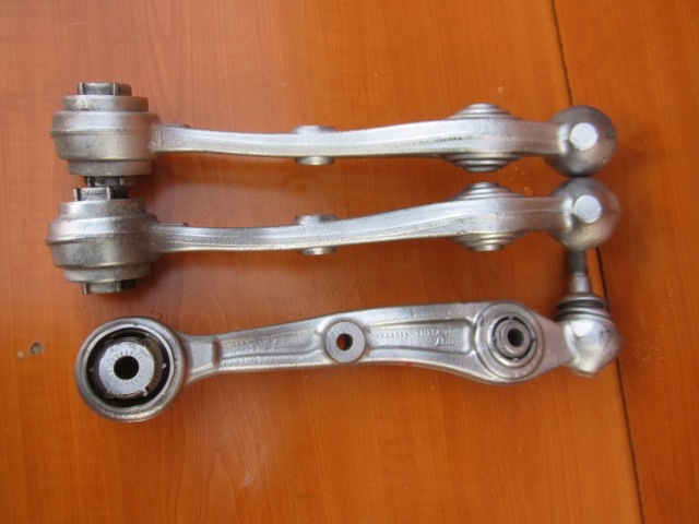 Поперечний важіль 31108093823 BMW