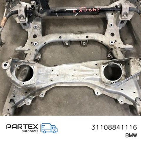 Підрамник передній 31108841116 BMW