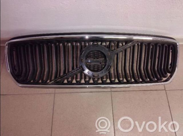Решітка радіатора 31457342 VOLVO