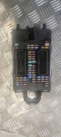 Монтажний блок 31682732 VOLVO
