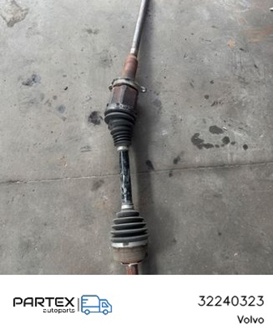 Привід правий 32240323 VOLVO