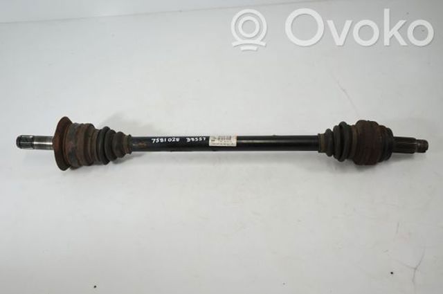 Піввісь задня, права 33207581028 BMW