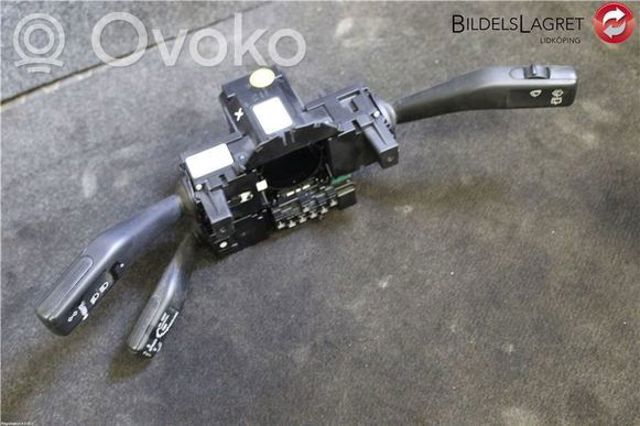 Перемикач підрульовий 3C9953513R9B9 VAG