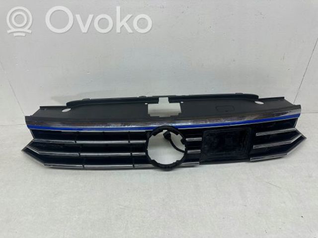 Решітка радіатора 3G0853651C VAG