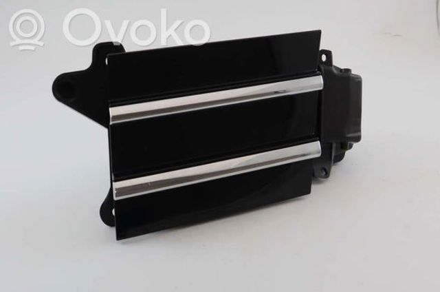 Заливна горловина бензобака 3G9809857 VAG