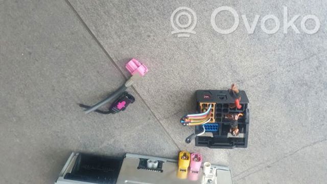 Блок керування мультимедійний 3Q0035842A VAG
