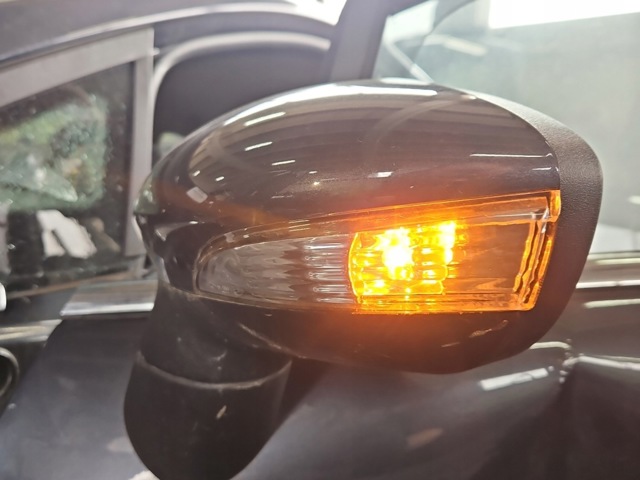 Дзеркало ліве 4202012 FORD