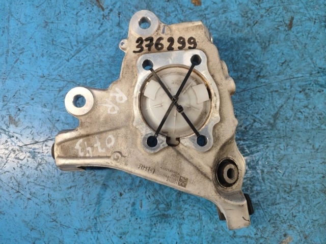 Цапфа поворотна права 430186RA1A NISSAN