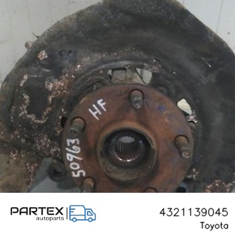 Цапфа поворотна права 4321139045 TOYOTA