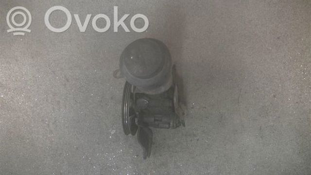 Насос рульового механізму 4431052020 TOYOTA