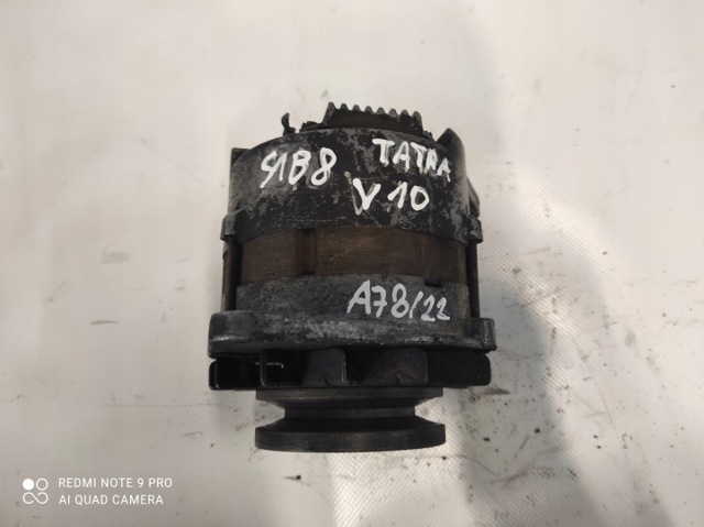 Авто генератор 443113516 VAG