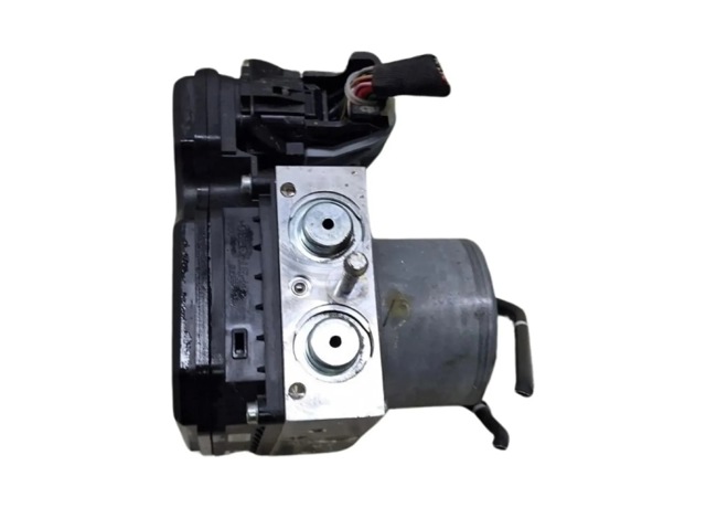 Блок АБС гідравлічний 476605SH5C NISSAN