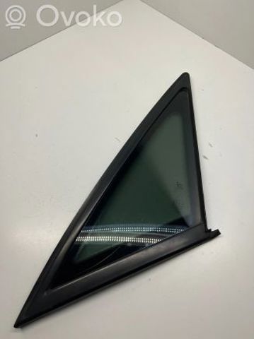 Скло багажника, ліве 4G5845299F VAG