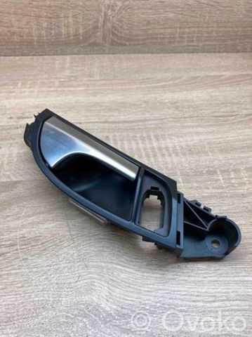 Ручка передніх дверей внутрішня, права 4L0837020 VAG