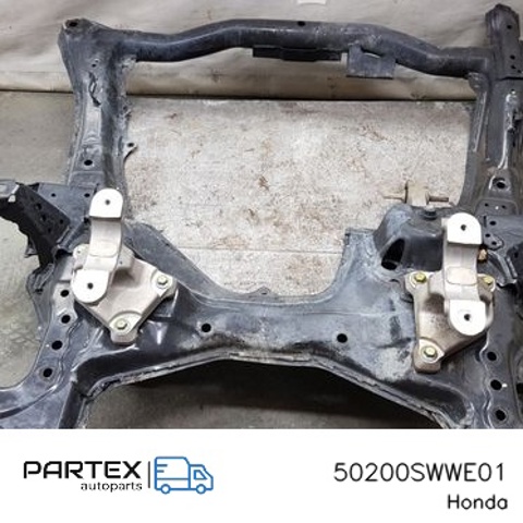 Передня балка 50200SWWE01 HONDA