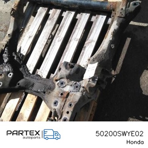 Підрамник передньої підвіски 50200SWYE02 HONDA