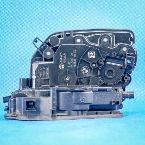 Замок передніх пасажирських дверей 51217477702 BMW