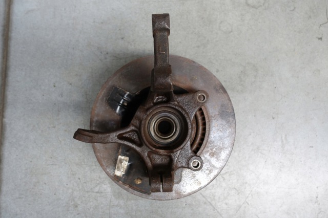 Цапфа поворотного кулака 51715B2050 HYUNDAI