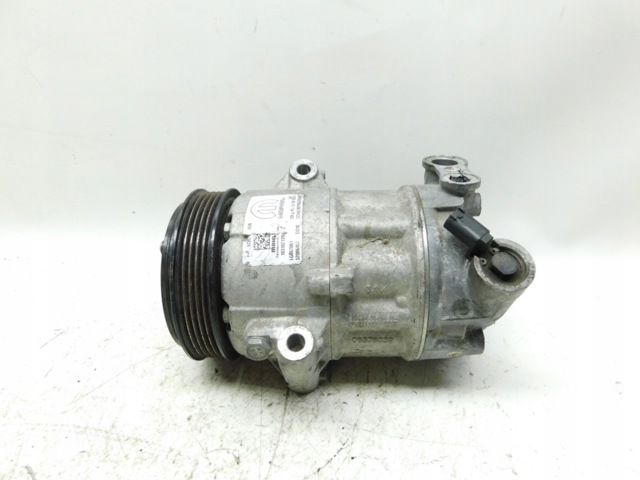 Компресор кліматичної установки 52055449 FIAT