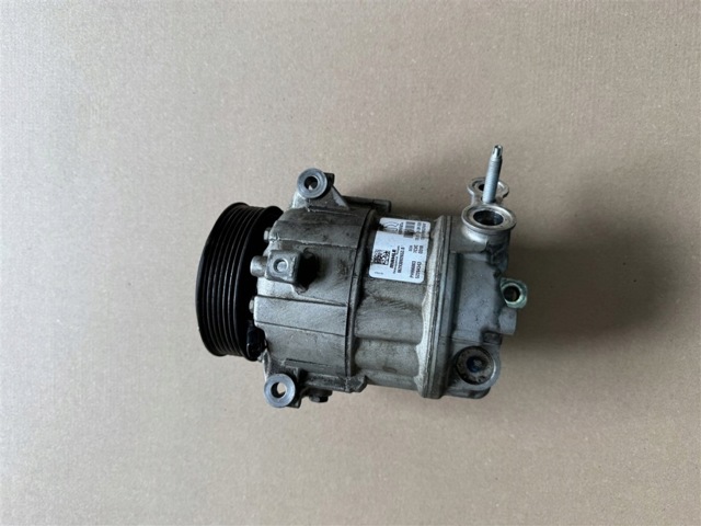 Компресор холодоагенту 52204343 FIAT