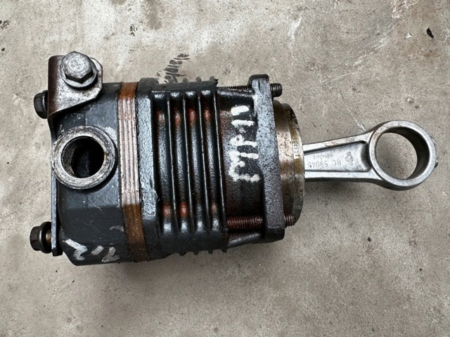 Гільза компресора (TRUCK) 5411310102 MERCEDES