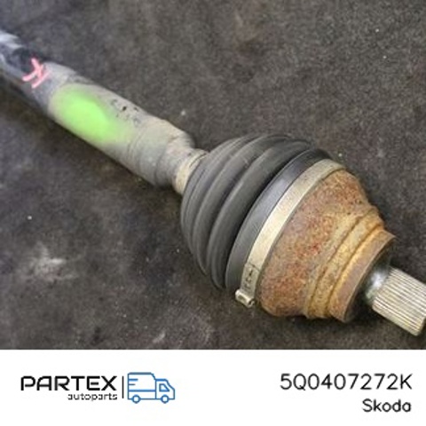 Привід правий 5Q0407272K VAG