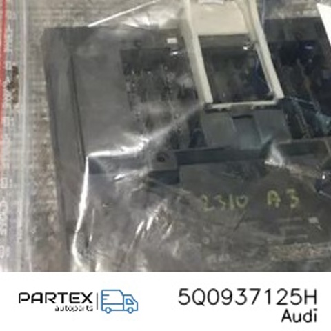 Реле запобіжників Фольксваген Гольф ALLTRACK 7