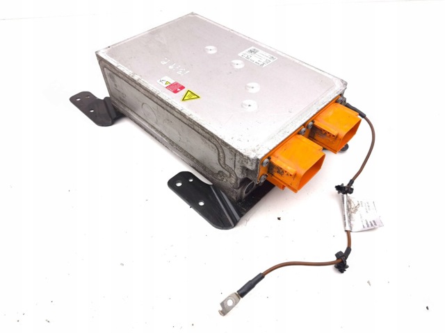 5QE915684CB VAG