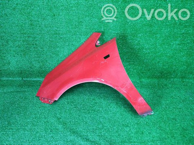 Переднє ліве крило 6102363 OPEL