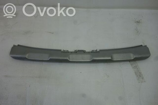 Молдинг бампера переднього, центральний 620729362R RENAULT