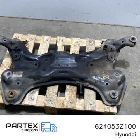 Передня балка Hyundai I40 1