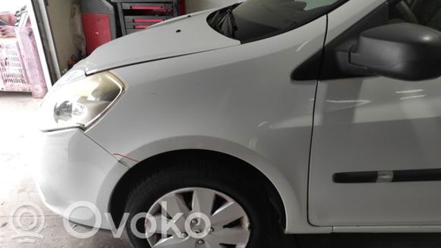 Бічна частина передня ліва 631014270R RENAULT