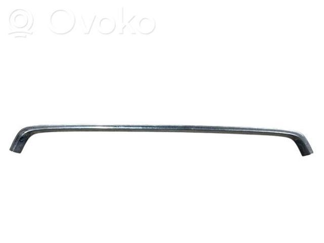 Молдинг бампера переднього, центральний 6400C961 MITSUBISHI