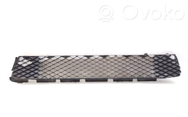 Решітка бампера нижня 6402A218 MITSUBISHI