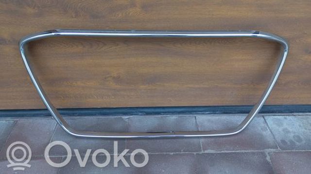 Ободок решітки радіатора 6402A275 MITSUBISHI