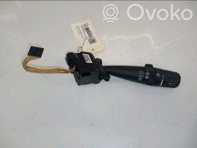 Перемикач підрульовий, правий 68003215AA CHRYSLER